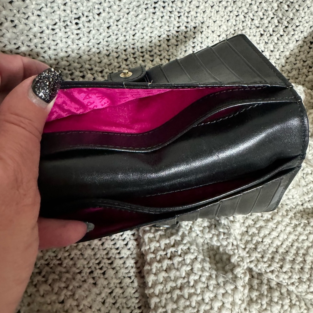 Kate Spade Wellessley Black Stripe Patent Wallet - Picture 4 of 10